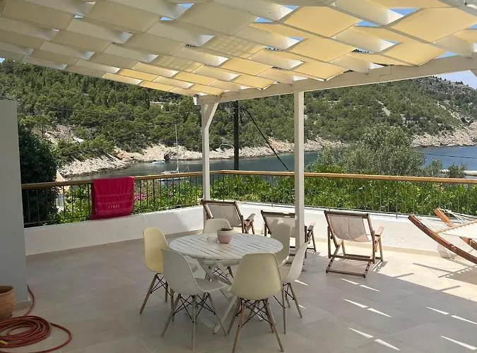 Гостевой дом Vassilis Retreat 3*