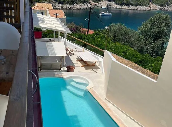 Vassilis Retreat Гостевой дом 3*