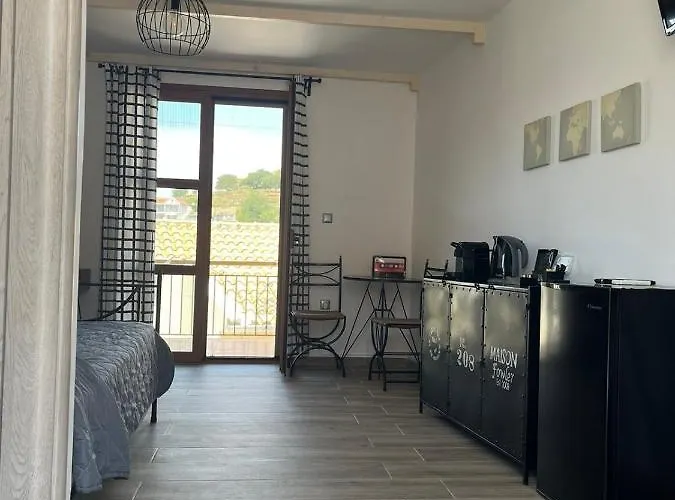 Vassilis Retreat 3*