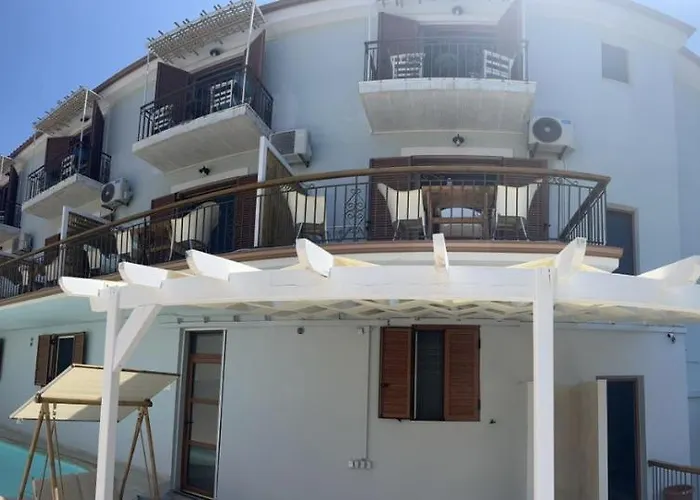Vassilis Retreat Асос