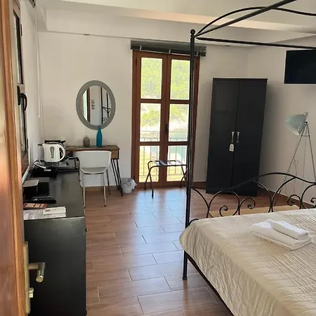 Pensión Vassilis Retreat 3*