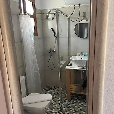 Vassilis Retreat Pensión Asos