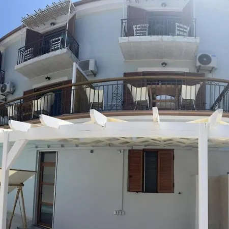 Vassilis Retreat Asos