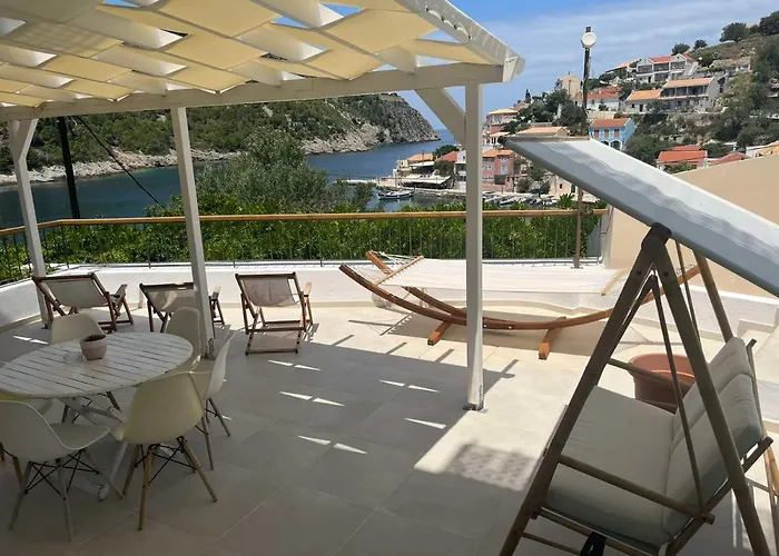 Vassilis Retreat 3*