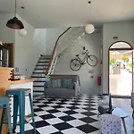 Vassilis Retreat Guest house